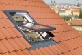 Okno dachowe FAKRO model FTP-V U4 RAL7022