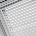 Żaluzja VELUX PAL FK04 66x98 do okien dachowych
