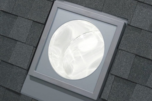 Świetlik rurowy płaski SFS 550 FAKRO - komplet z kołnierzem