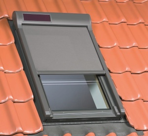 Markiza FAKRO AMZ SOLAR 10% 134x98