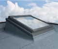 Kołnierz FAKRO typ EFS 114x140 / system dachów płaskich